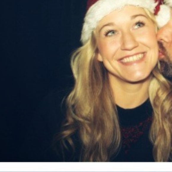 Meet your Posher, Hailey - Picture 8 of 16